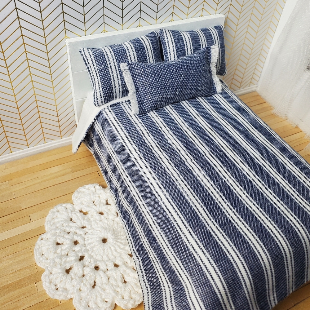 Miniature Dollhouse 1:12 Scale Coastal Blue White Striped Bedding Set